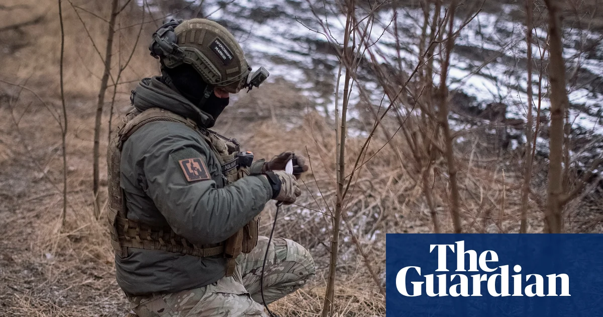 Украинским военным ограничили доступ к спутниковому интернету Starlink