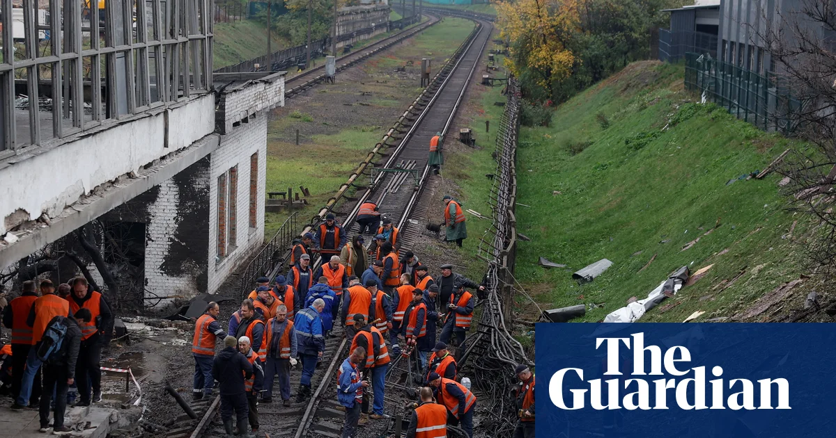 Зеленський: АҚШ Киевтегі электр станцияларына соққы туралы ескертпеді