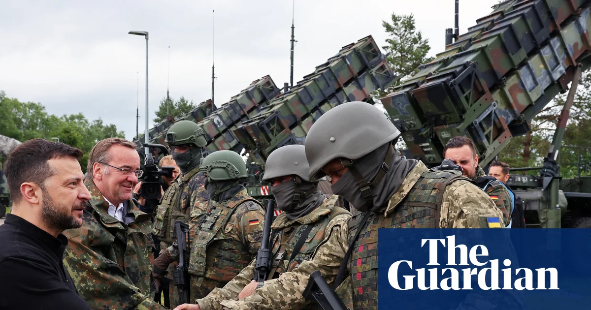 Зеленський АҚШ-тың 2,1 млрд долларлық Patriot келісімін мақұлдады, бірақ жеткізу жылдарға созылуы мүмкін