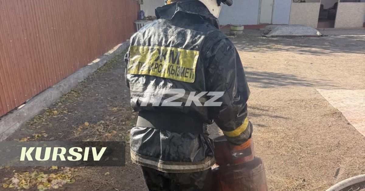 Жамбыл облысында өрт кезінде газ баллондарын құтқарып, жарылыстың алдын алды
